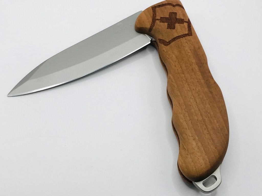 Victorinox Hunter Pro Walnut Wood 2H Large Pocket Knife, Caravans en Kamperen, Kampeergereedschap, Ophalen of Verzenden, Nieuw