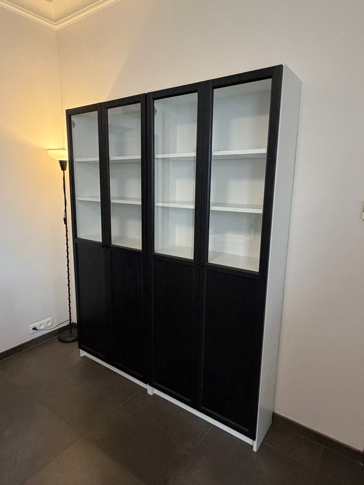 BILLY boekenkast met deuren IKEA, Ophalen, Zo goed als nieuw