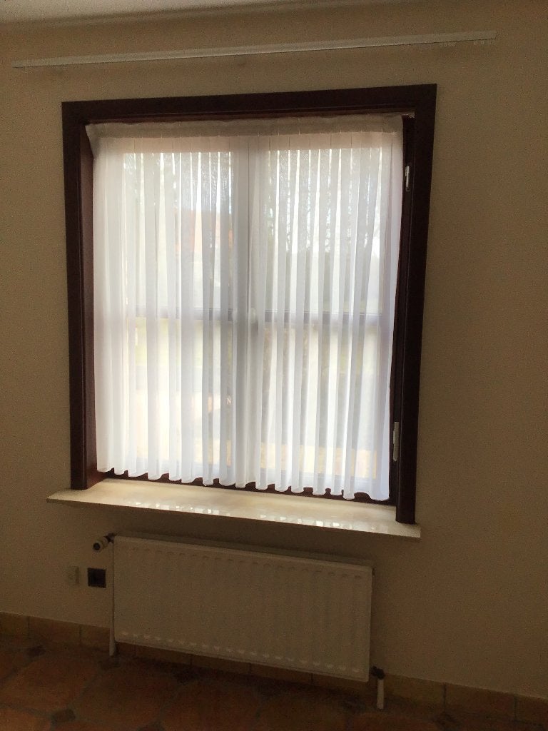 meranti raam 145x130, Doe-het-zelf en Bouw, Ophalen, Zo goed als nieuw, Gevelraam of Ruit, Dubbelglas