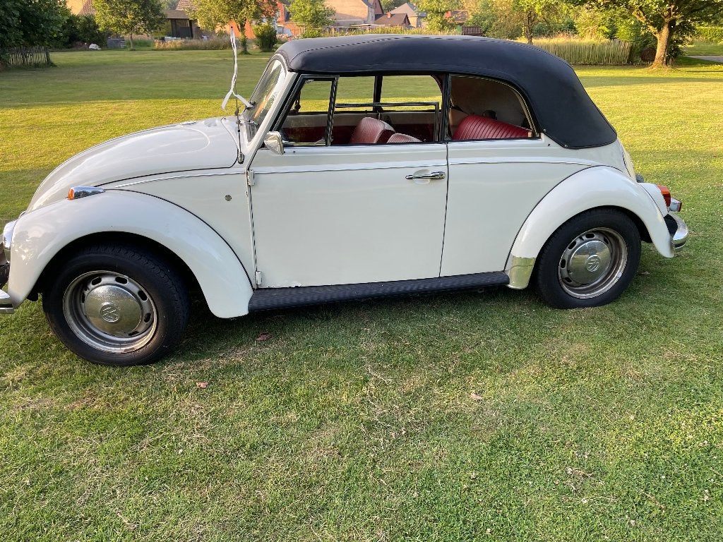 Oldtimer VW kever cabrio 1300 van 1969, foto 4