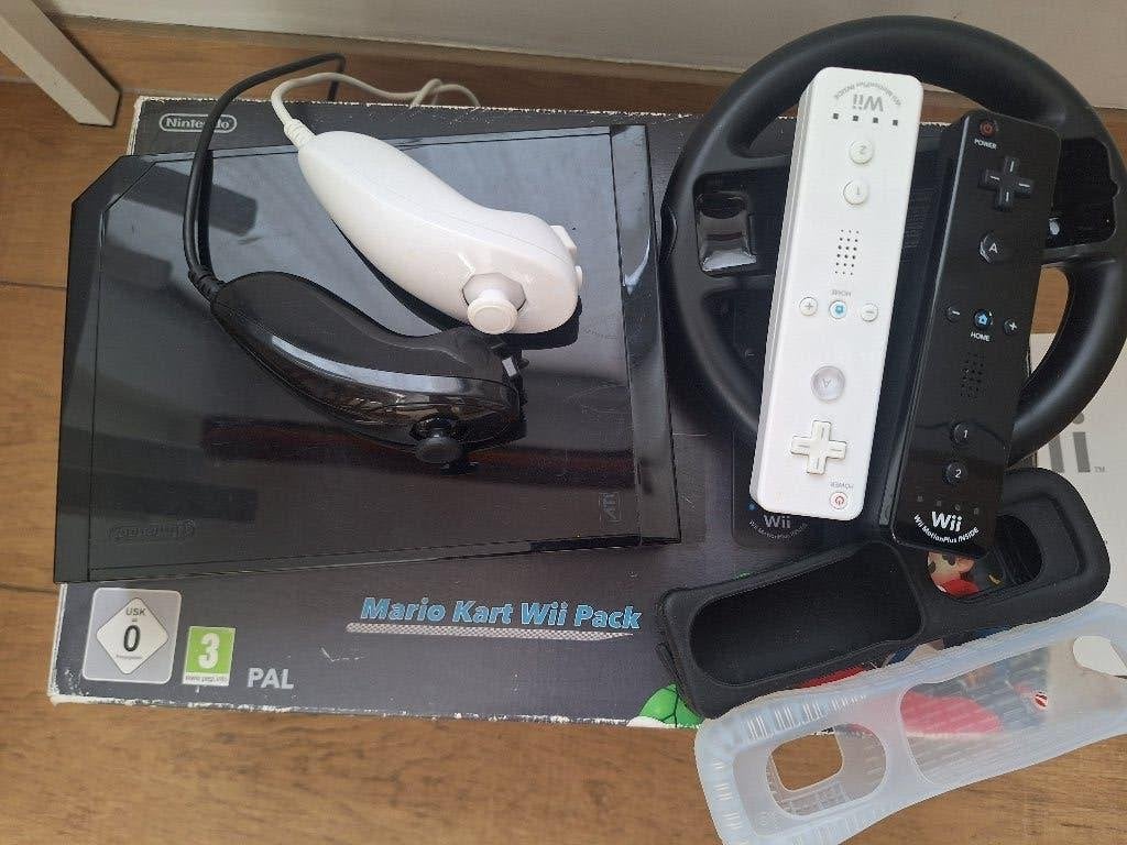 Nintendo Wii spelconsole met toebehoren, Games en Spelcomputers, Ophalen, Gebruikt, Met 2 controllers, Met games