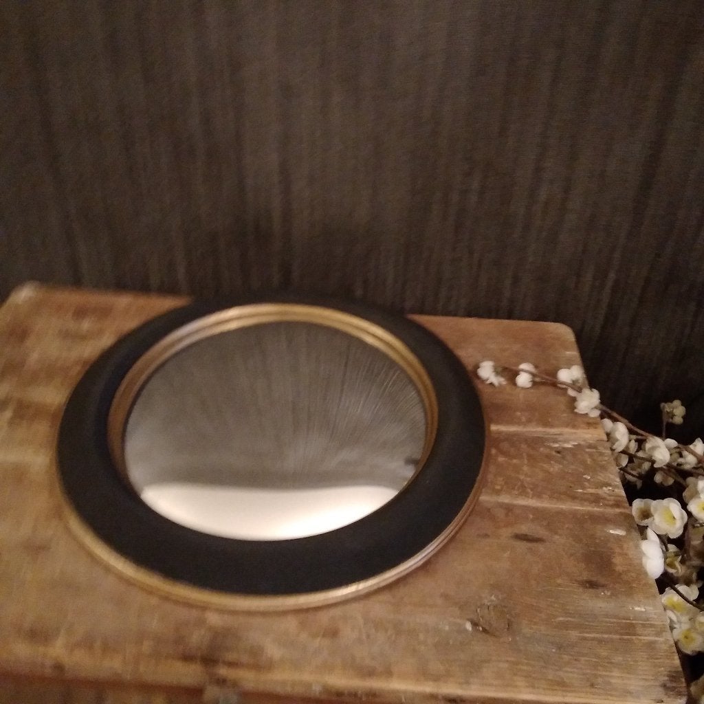 Miroir de sorcière en verre incurvé du milieu du siècle, Enlèvement ou Envoi