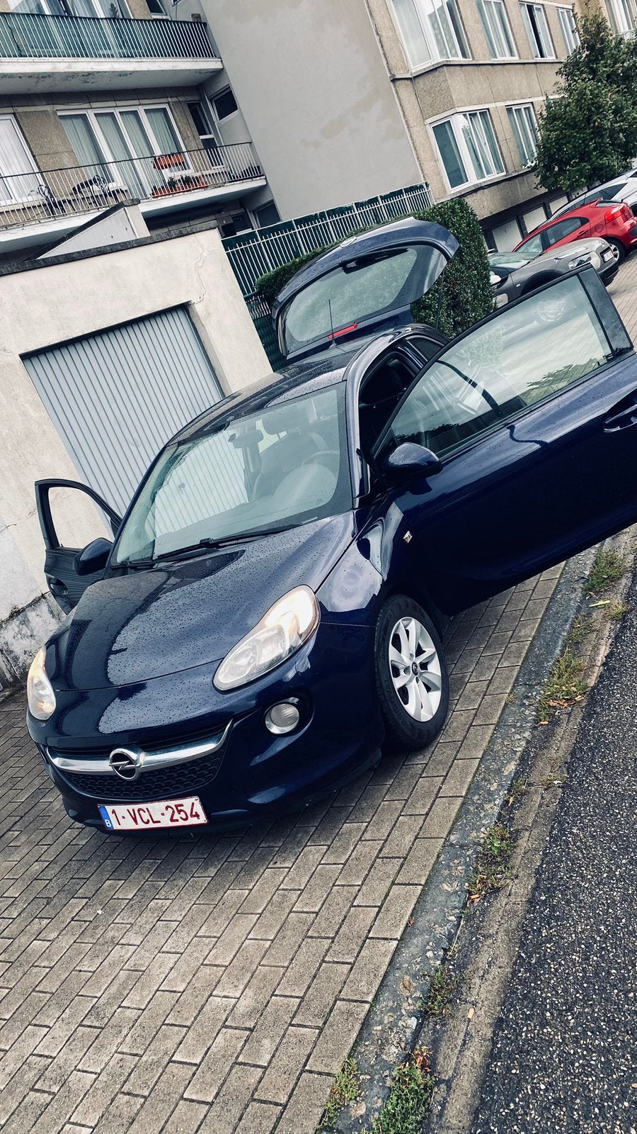 Belle opel Adam.1.2c benzine/2013/airco en tres Belle état, Autos, Boîte manuelle, Particulier, 3 portes, Coupé