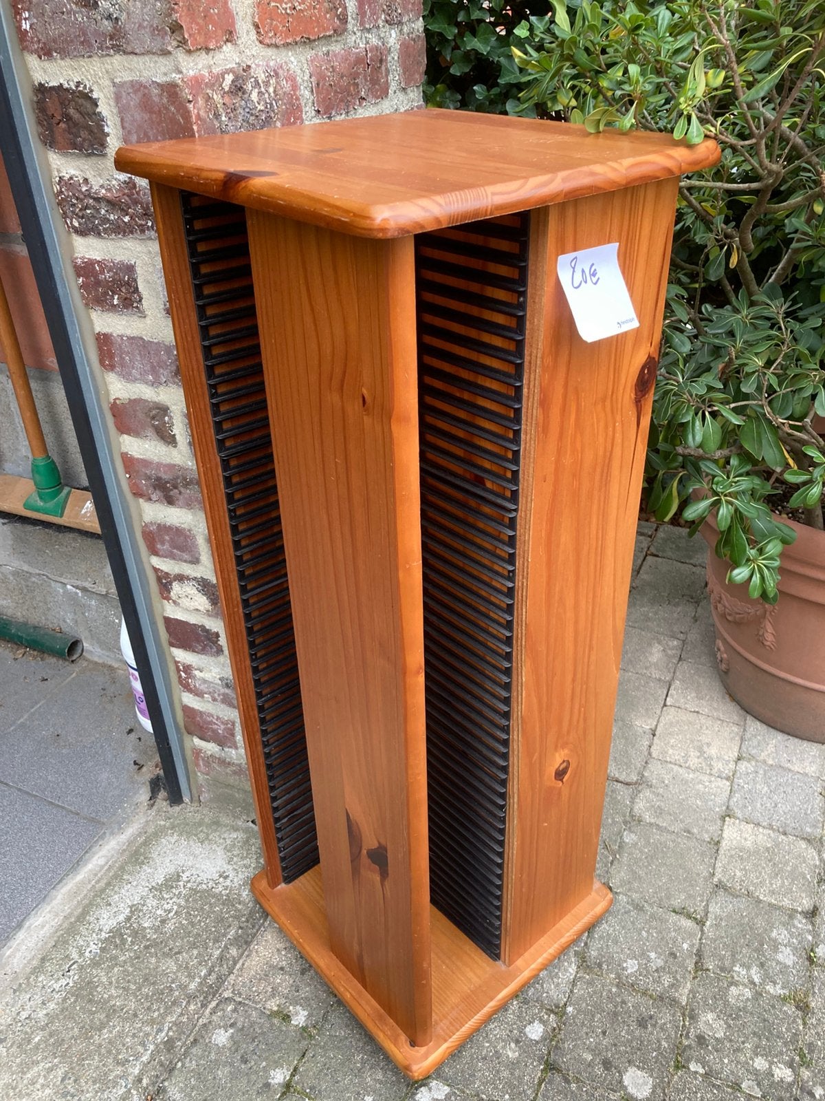 Grote CD Toren, Ophalen, Zo goed als nieuw