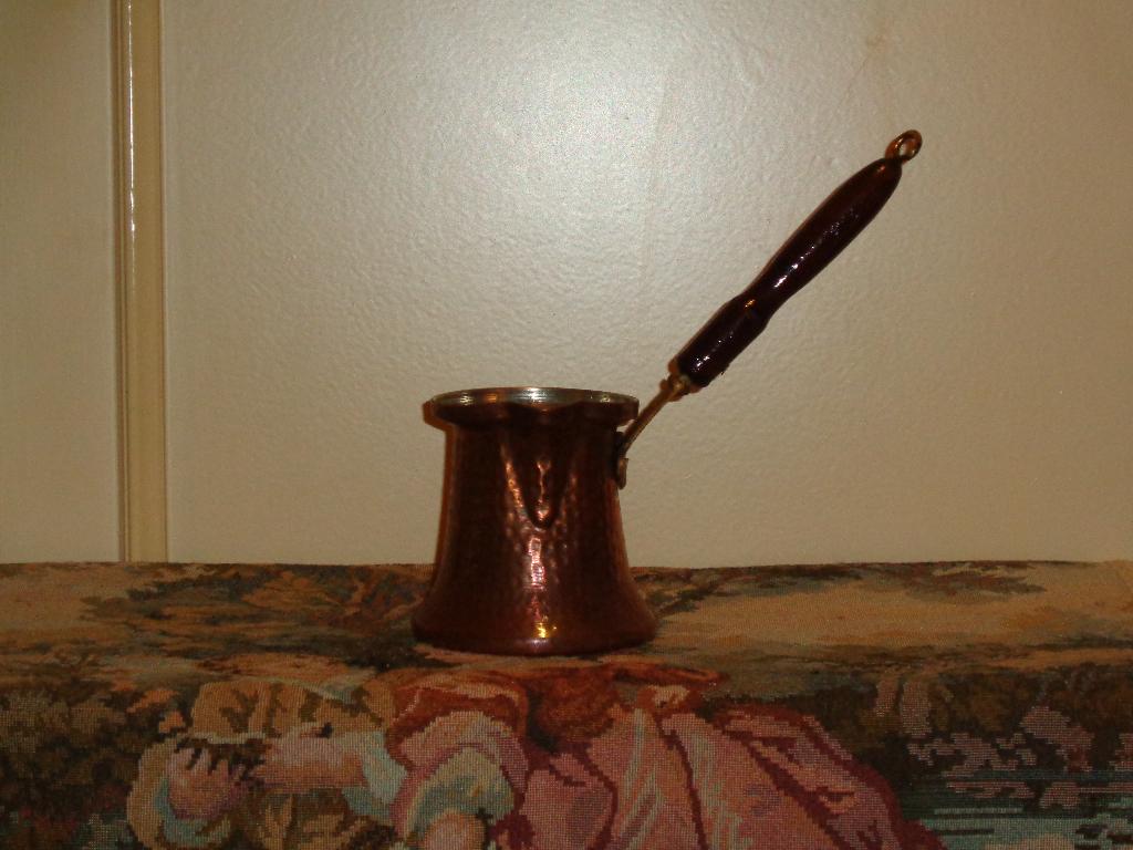 Ancienne cafetière en cuivre, café turc, Café moulu, 2 à 4 tasses, Comme neuf, Enlèvement