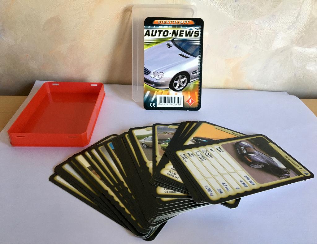 Jeux de cartes Gigatrumpf Auto News, Hobby en Vrije tijd, Ophalen, Gebruikt