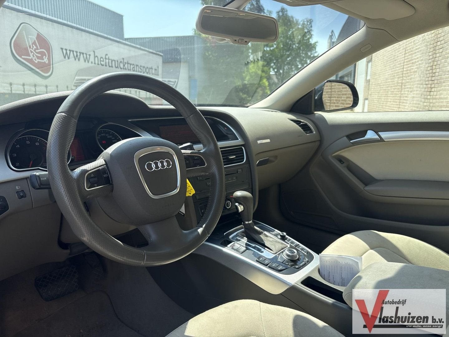 Audi A5 Coupé 1.8 TFSI Pro Line Automaat | Cruise | Climate, Auto's, Automaat, 174 g/km, Beige, Zwart