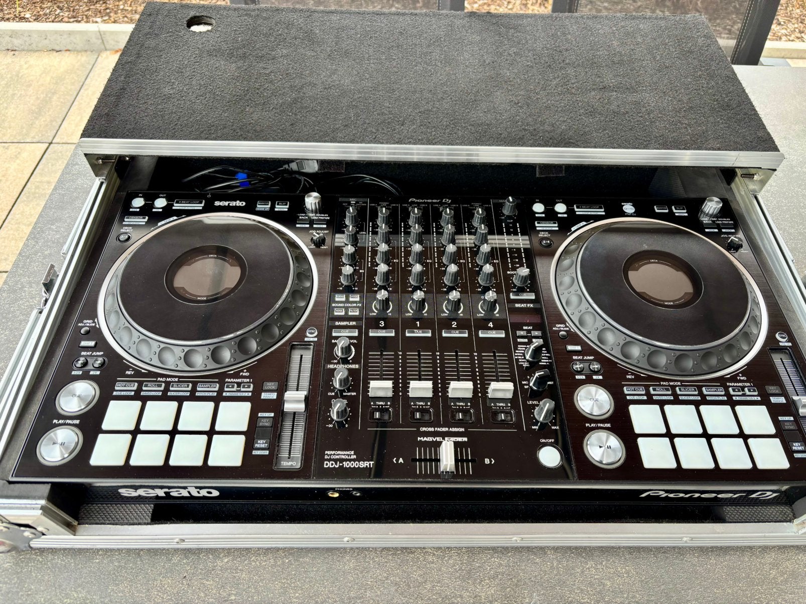 Pioneer DDJ 1000 SRT met flightcase, Muziek en Instrumenten, Dj-sets en Draaitafels, Ophalen, Zo goed als nieuw, Draaitafel, Pioneer