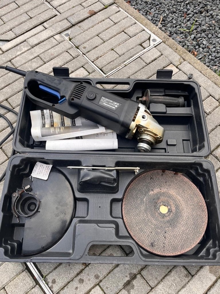 Grote haakse slijper (zwart) – TAG-230/2100K, Ophalen, Gebruikt, 1000 watt of meer, Haakse handslijpmachine