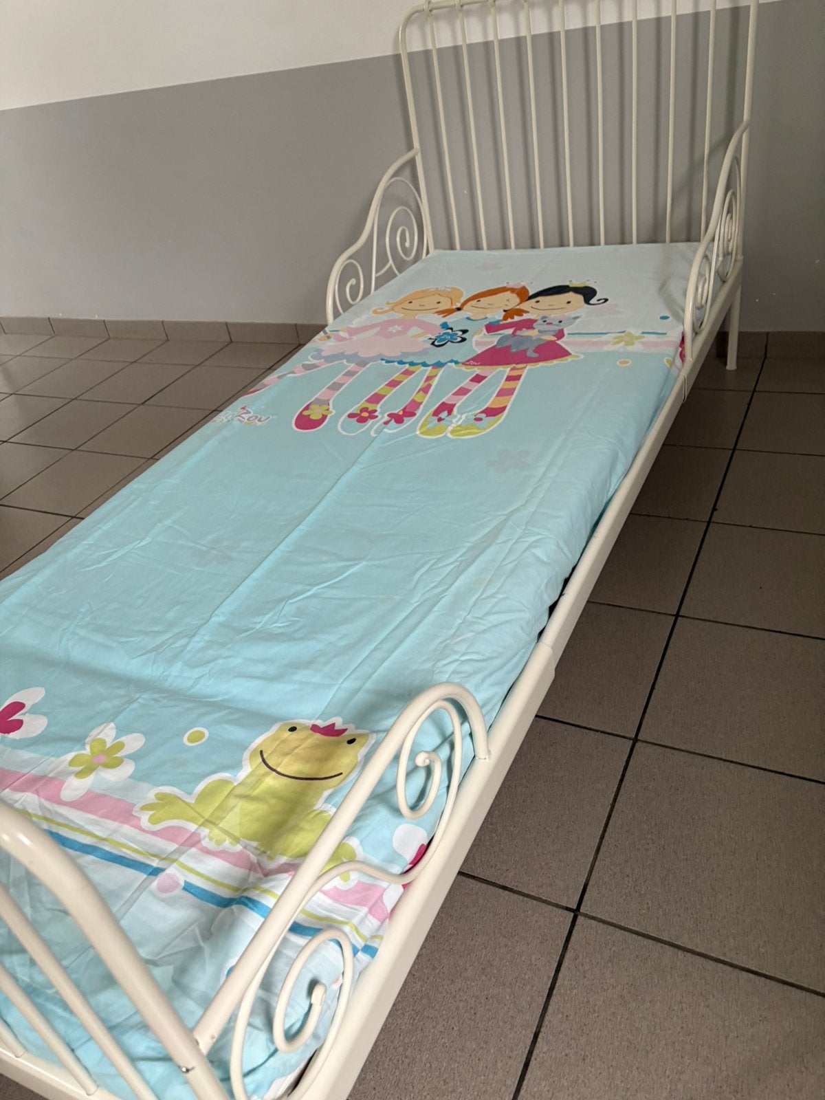 Kinderbed peuterbed Ikea Minnen, Kinderen en Baby's, Ophalen, Gebruikt, Lattenbodem