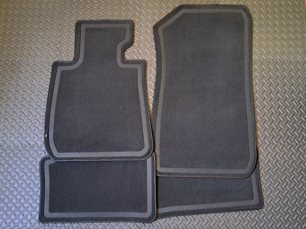 Tapis City anthracite pour BMW Série 3 E90 E91 E92, Autos : Divers, Tapis de voiture, Neuf, Enlèvement ou Envoi