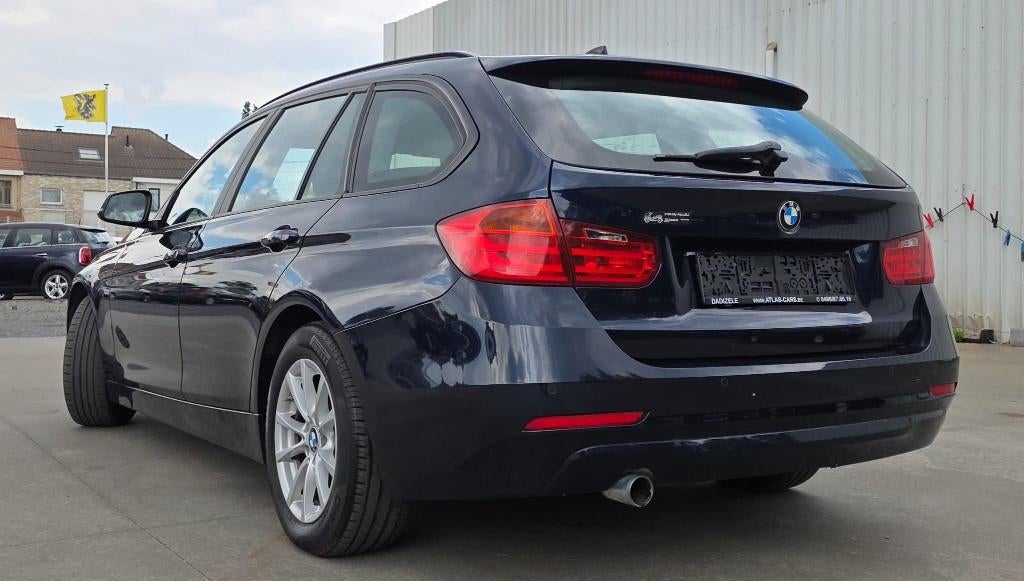 BMW 318 d (( euro 5b )), Autos, BMW, 100 kW, Euro 5, Noir, 5 portes