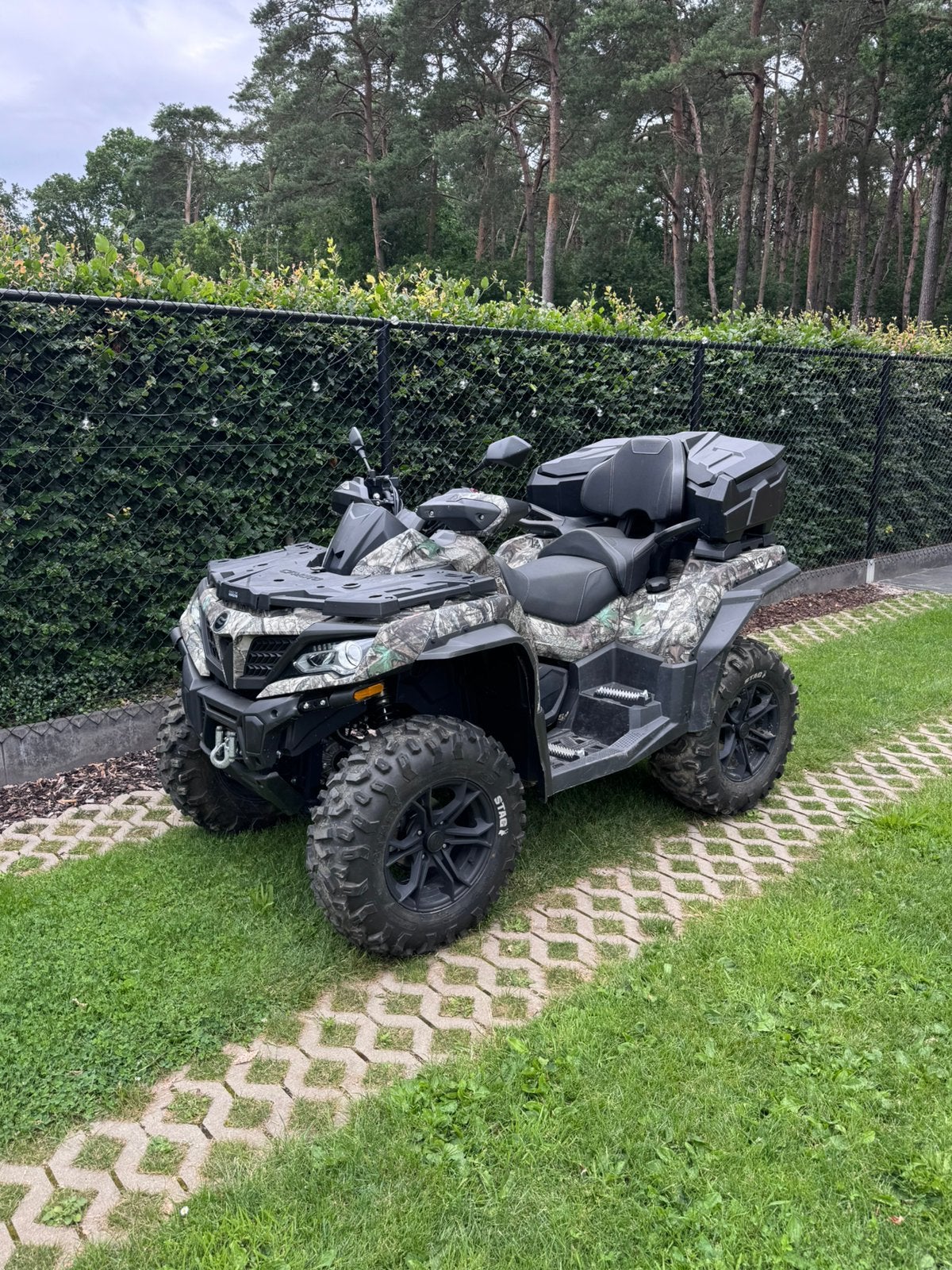 Cforce 1000, Motoren