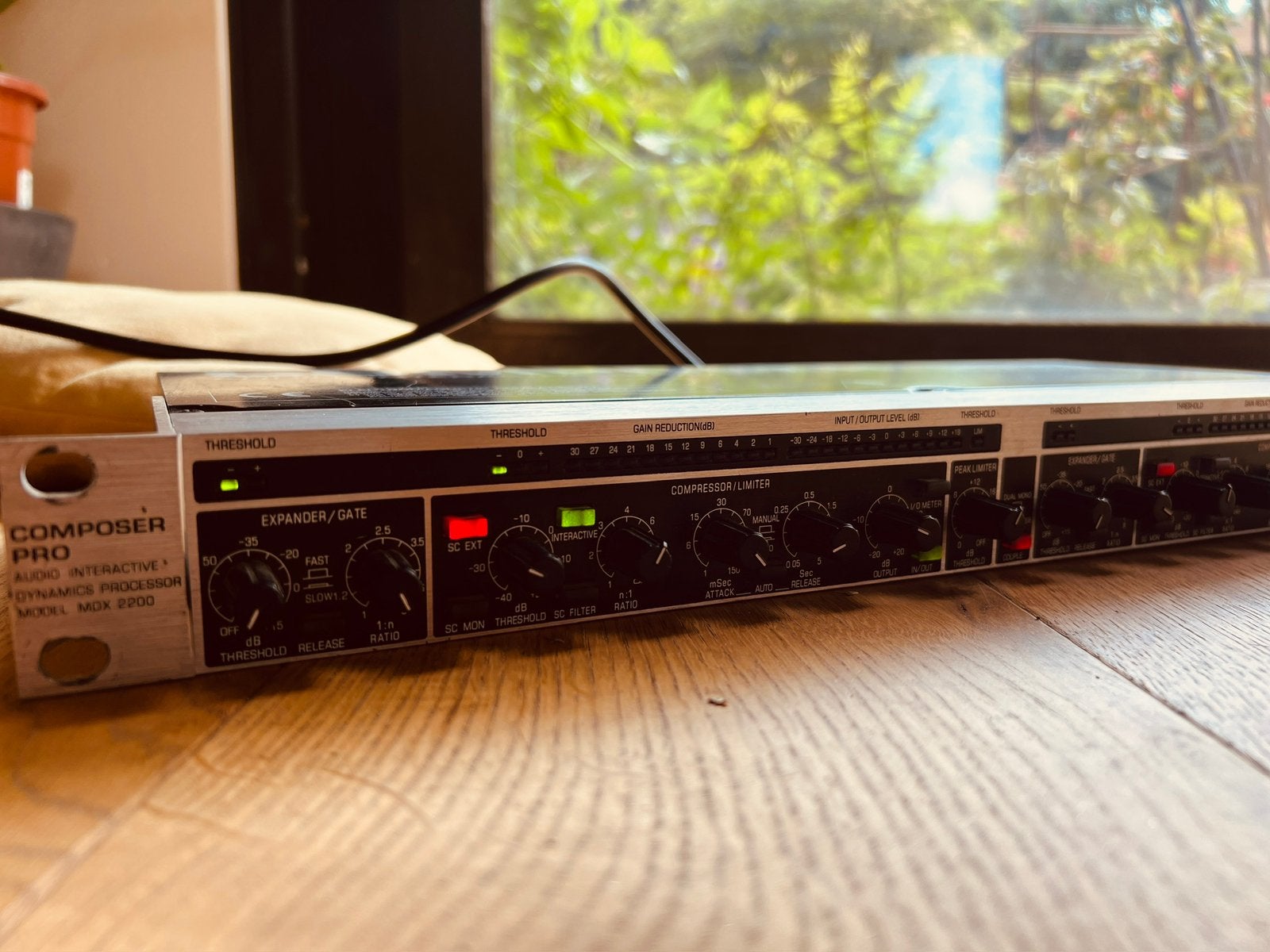 Compressor Berhinger, Ophalen, Zo goed als nieuw