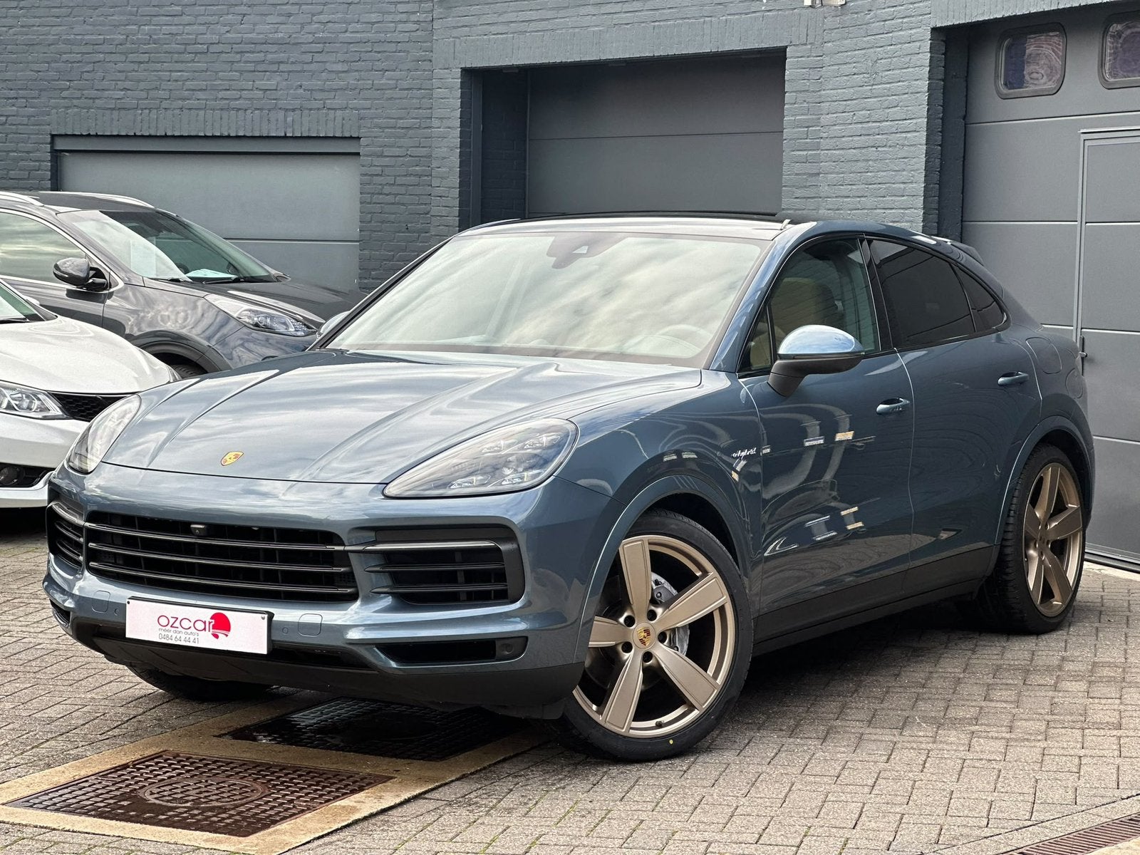 PORSCHE CAYENNE COUPÉ E-HYBRID 3.0 V6 CHRONO PAKKET, Auto's, Automaat, Euro 6, Blauw, Leder
