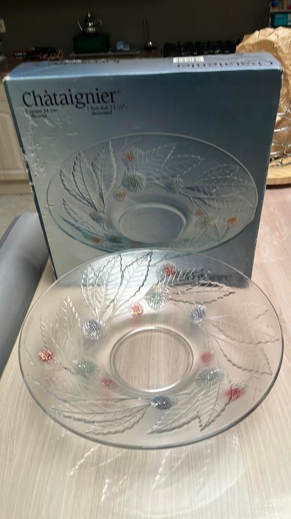 Plat en cristal d’arques, Enlèvement
