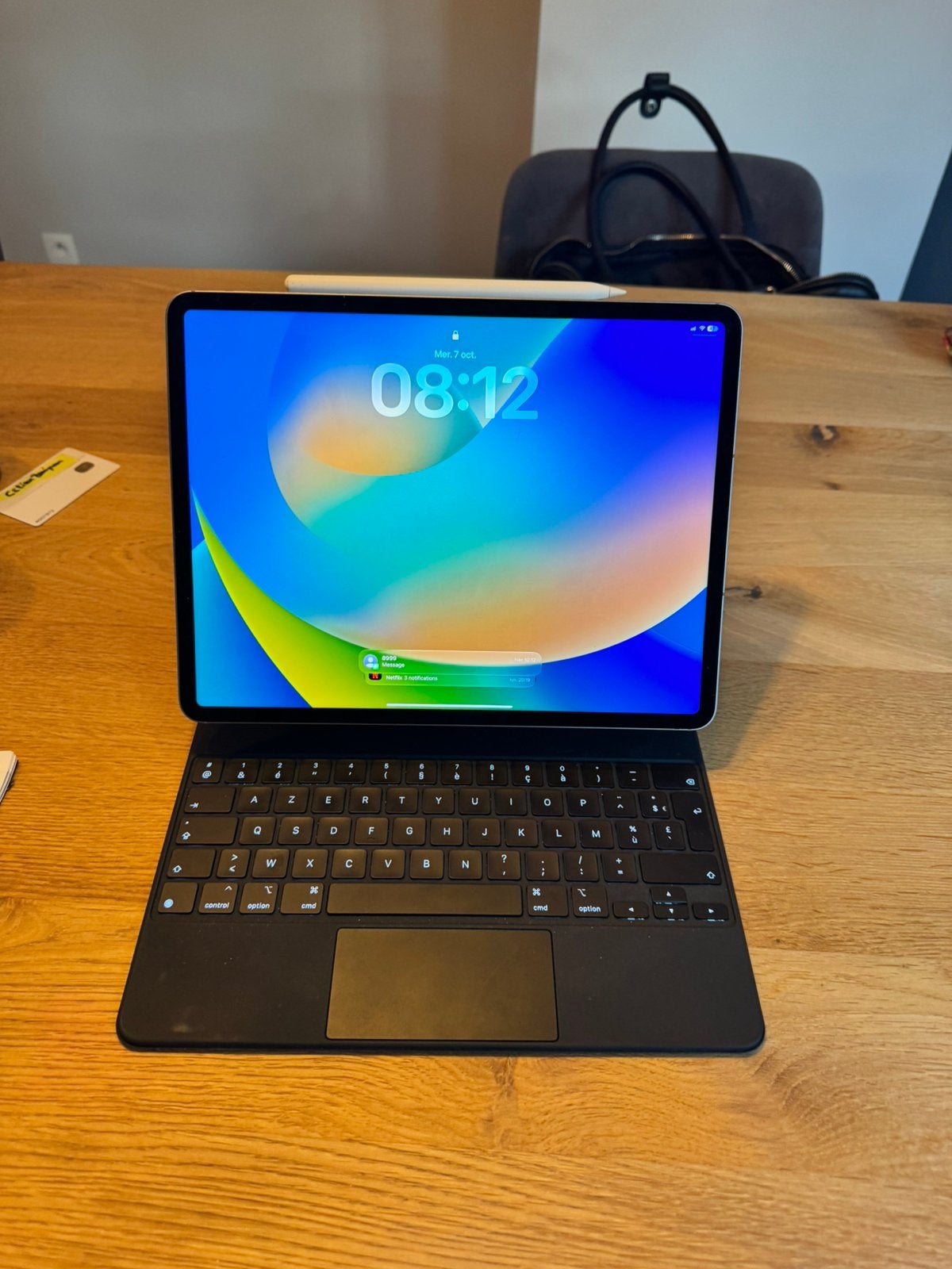 Pack iPad Pro 12,9 (5G) 128 Go + Magic Keyboard + Pencil, Ophalen, Zo goed als nieuw, 13 inch, Azerty