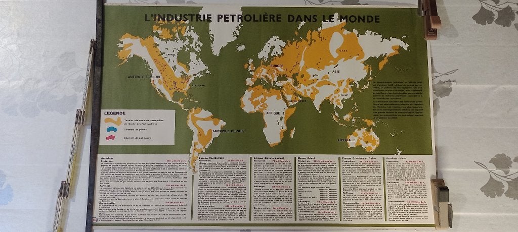 Affiche Carte Esso Vintage 1962 Industrie Pétrole, Enlèvement ou Envoi