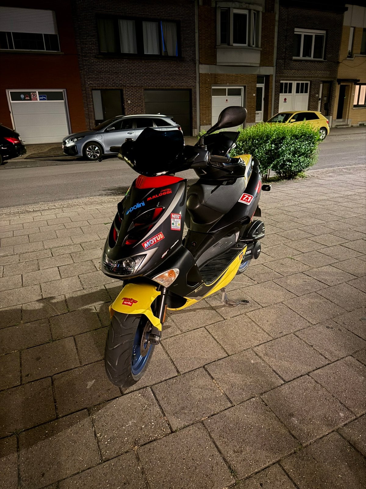 Aprilia SR 50, Enlèvement, Comme neuf, SR 50