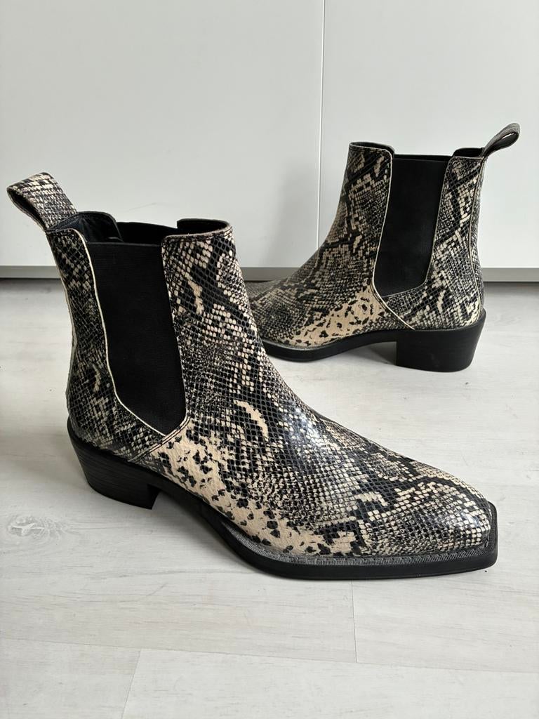 Zign Studio Snakeprint Chelsea Boots maat 42, Vêtements | Hommes, Chaussures, Bottes, Enlèvement ou Envoi, Comme neuf, Noir
