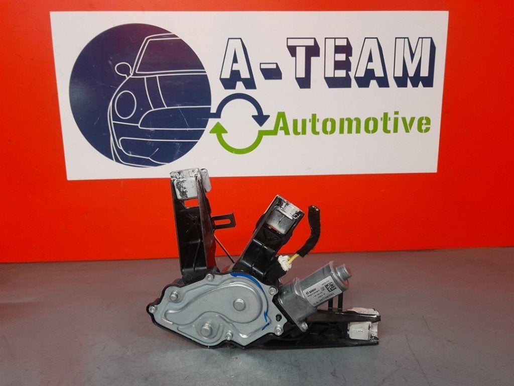 MOTEUR ESSUIE-GLACE ARRIÈRE Citroën C4 Grand Picasso (3A), Robert Bosch AG, Citroën, Utilisé, Robert-Bosch-Allee 1
74232  Abstatt, DE