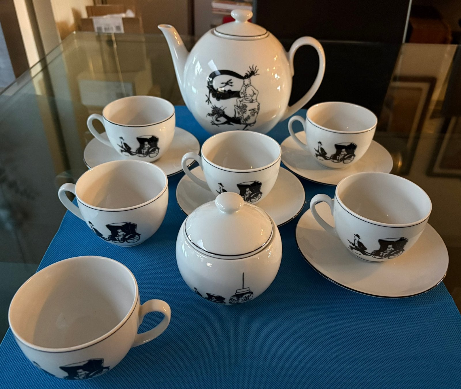 Service Tintin Axis, Enlèvement