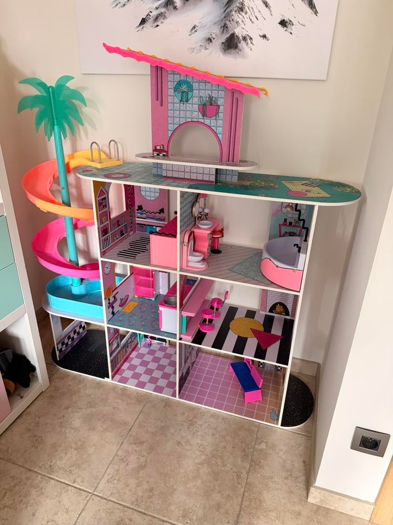 LOL Surprise OMG Fashion huis groot, Kinderen en Baby's, Speelgoed | Poppenhuizen, Ophalen, Zo goed als nieuw, Accessoires