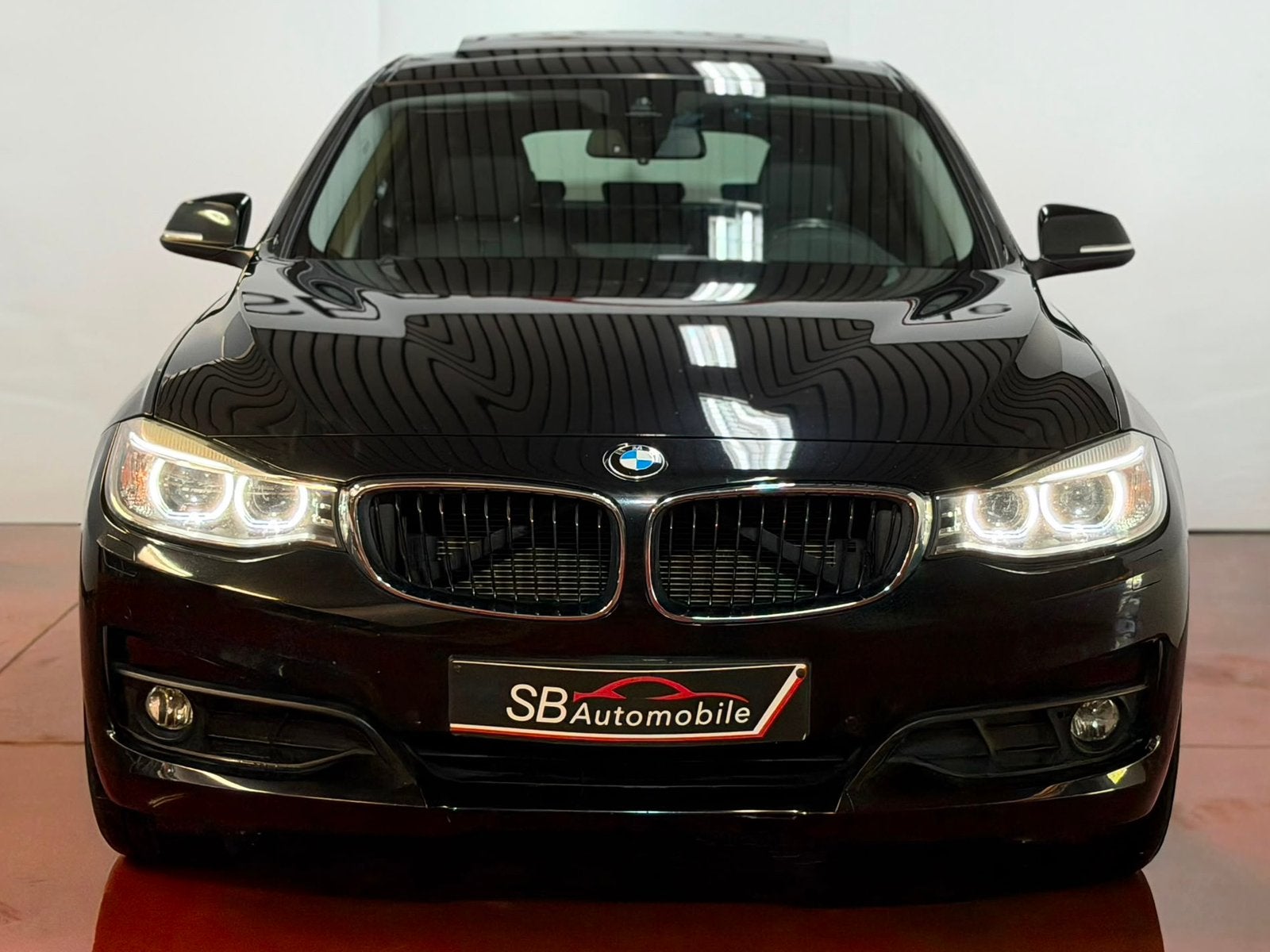 BMW 320d GT Xdrive // EURO6b // TOIT-PANO /BI-XENON/GARANTIE, Auto's, Automaat, Euro 5, 1995 cc, 4 cilinders
