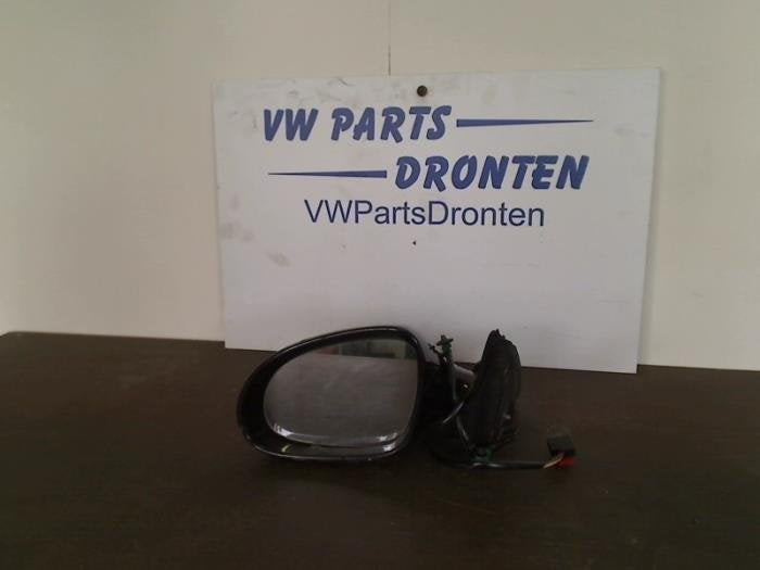 Buitenspiegel links van een Volkswagen Passat, Gebruikt, -, Volkswagen, -