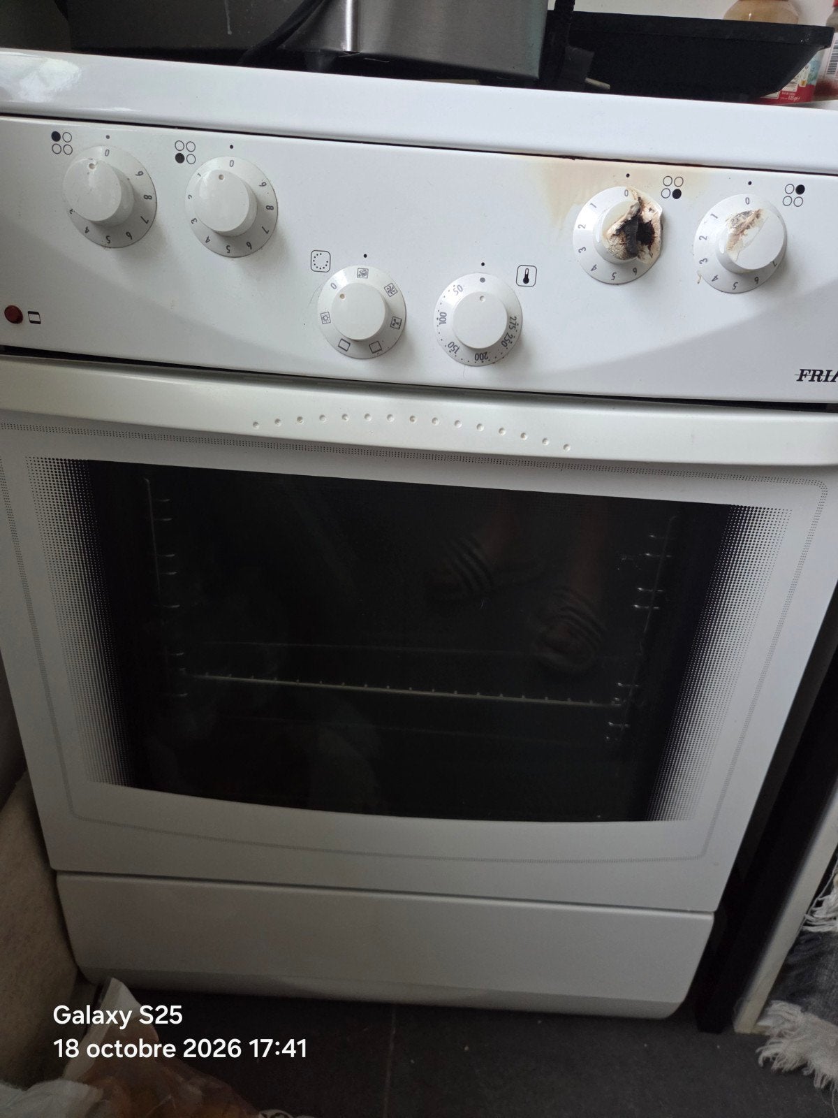 30, Elektronische apparatuur, Gebruikt, 4 kookzones, Inductie, Ophalen