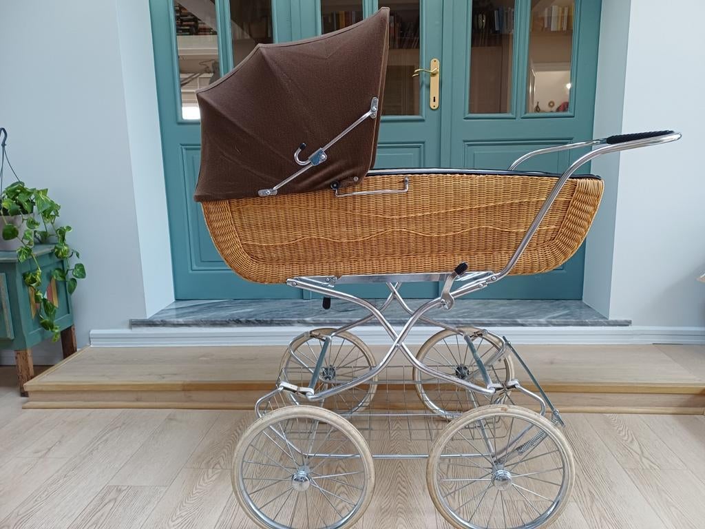 Mooie retro kinderwagen, Kinderen en Baby's, Ophalen, Kinderwagen