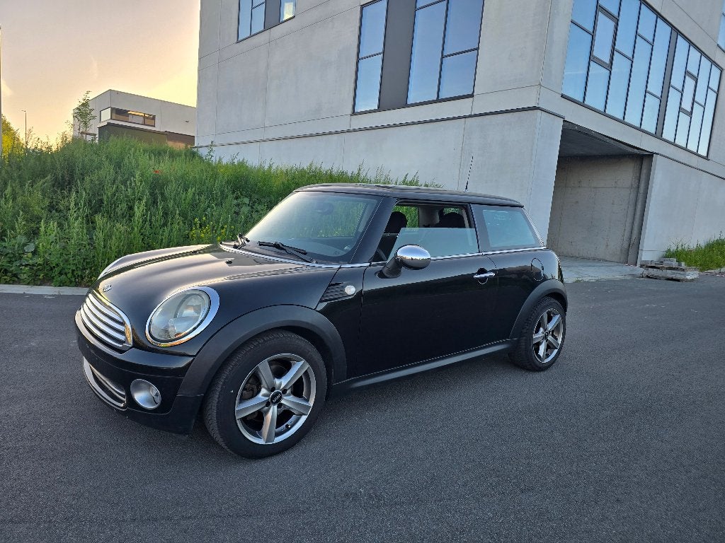 Mini One 1.4i - 163 000km - 01/2010 - Gekeurd voor verkoop!, Autos, Mini, Achat, Entreprise, Boîte manuelle, Noir