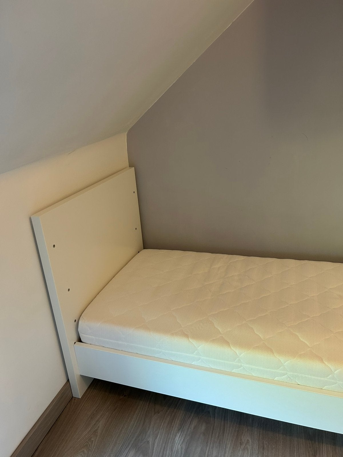 CHILDHOME - QUADRO WHITE LIT 70X140 EVOLUTIF 0-6 ANS, Enfants & Bébés, Chambre d'enfant | Lits, Enlèvement, Utilisé, Matelas