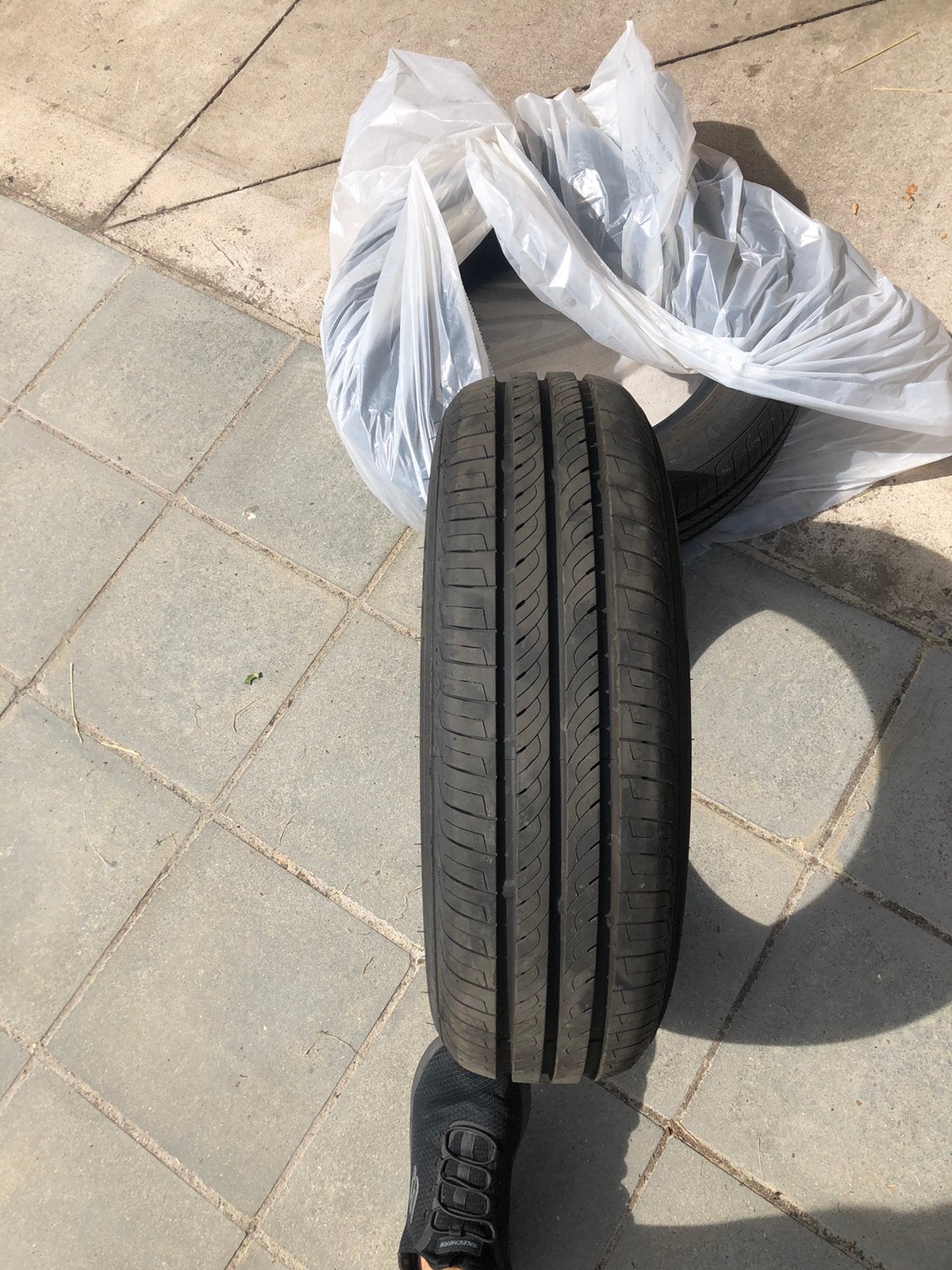 Dacia voorjaar/zomerbanden, Ophalen, 15 inch, Nieuw, Band(en)