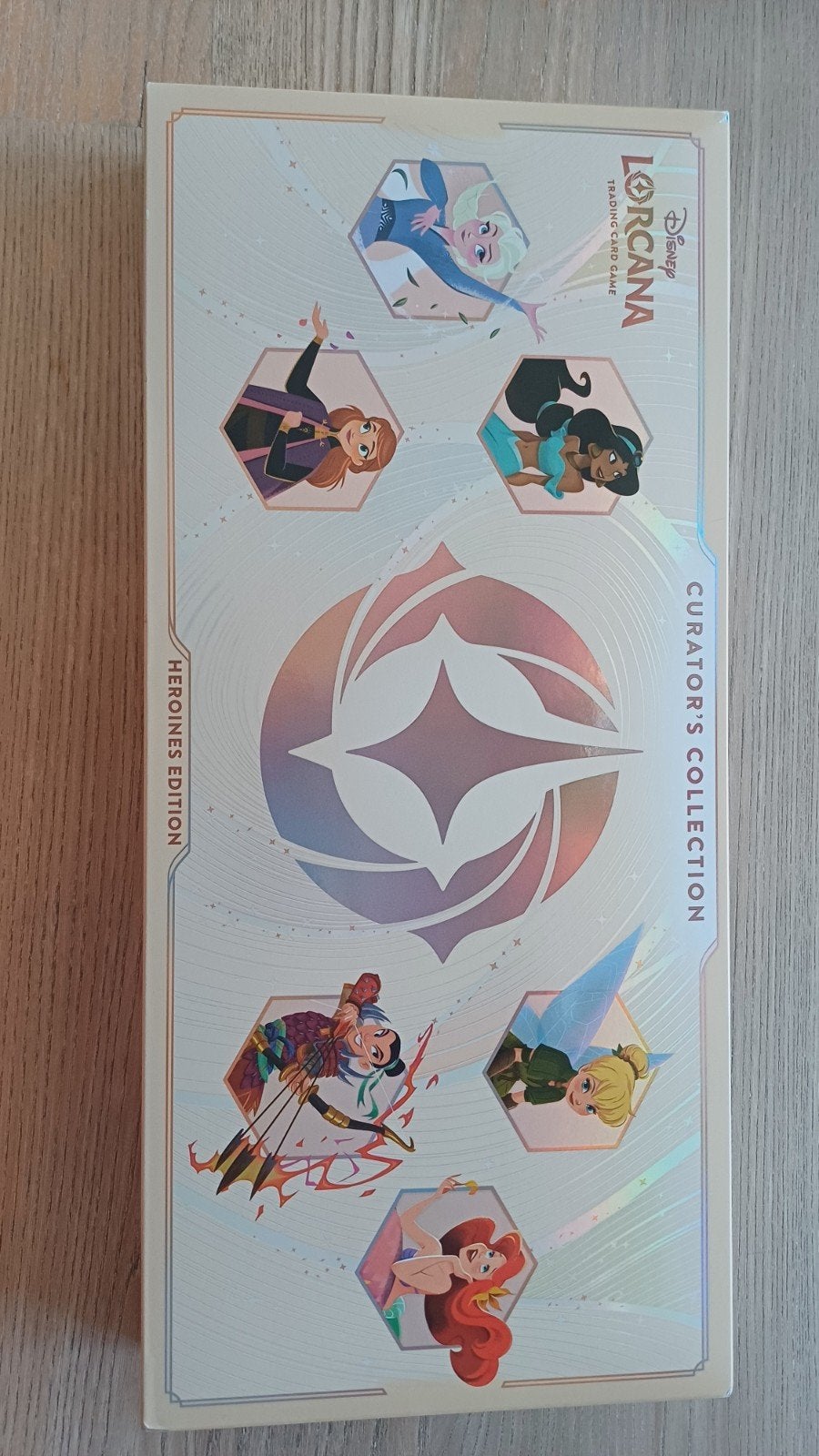 Disney Lorcana - Collection du commissaire : édition Héroïne, Enlèvement ou Envoi, Neuf