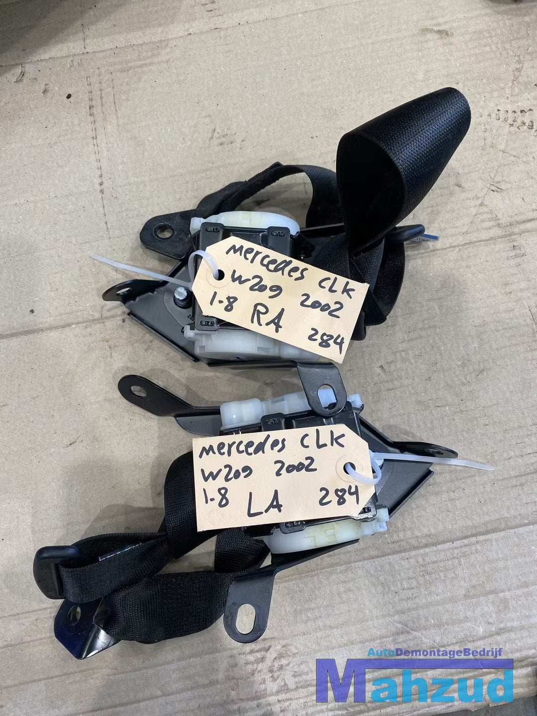 MERCEDES CLK W209 links rechts achter gordel, Gebruikt, Mercedes-Benz AG, Mercedes-Benz, Mercedesstrasse 120
70372  Stuttgart, DE