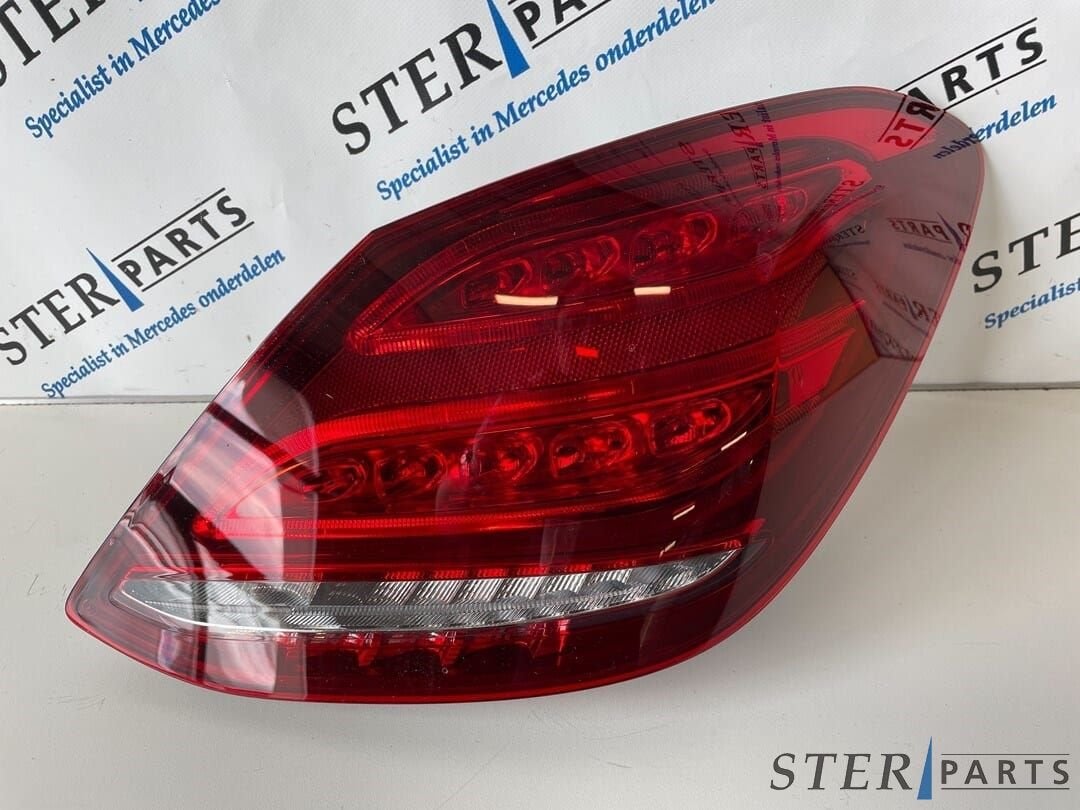 Achterlicht rechts Mercedes C-klasse W205 Sedan A 2059060457, -, Nieuw, Ophalen of Verzenden, -