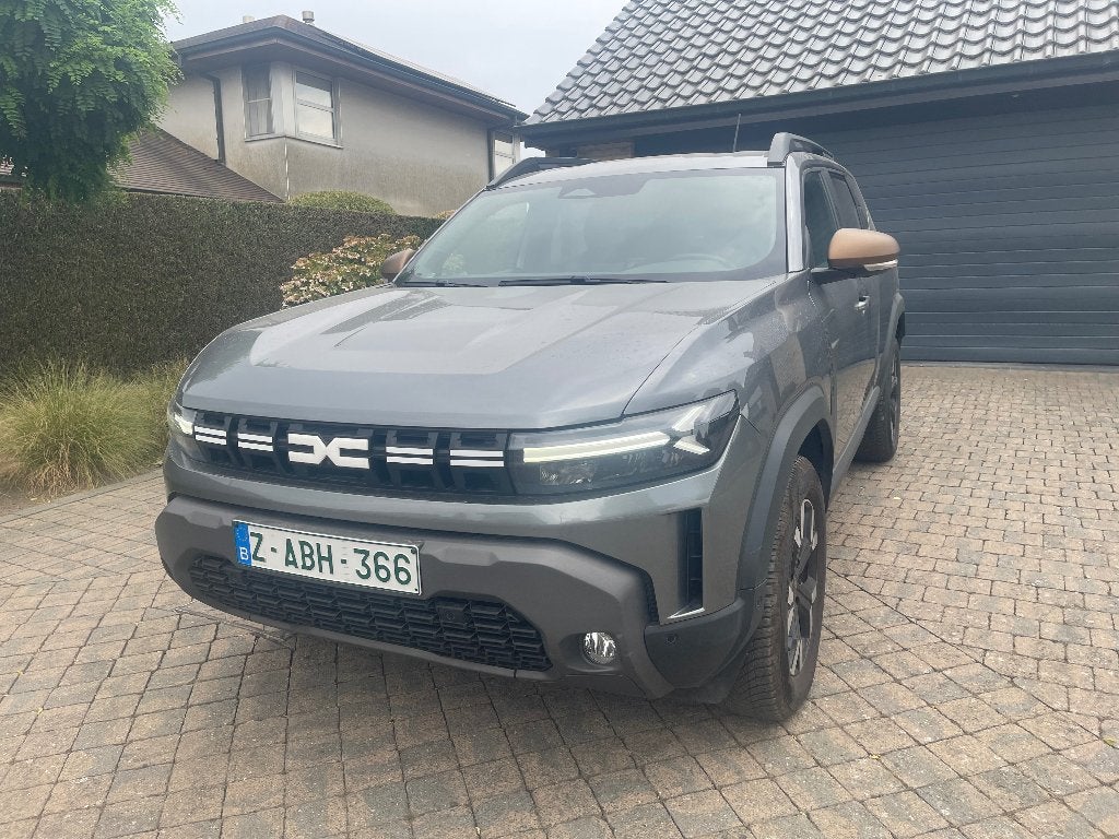 Dacia Duster Extreme 4X4 1.2 HYBRID met slechts 20.000km, Autos, Dacia, Argent ou Gris, Achat, Euro 6, Entreprise