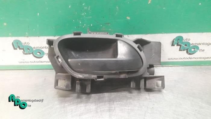 Poignée portière 2portes droite d'un Peugeot Expert (Exper, -, 3 mois de garantie, Utilisé, -