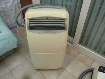 Climatiseur Promac 15 000 BTU, 60 à 100 m³, Refroidissement et Déshumidification, Enlèvement, Utilisé