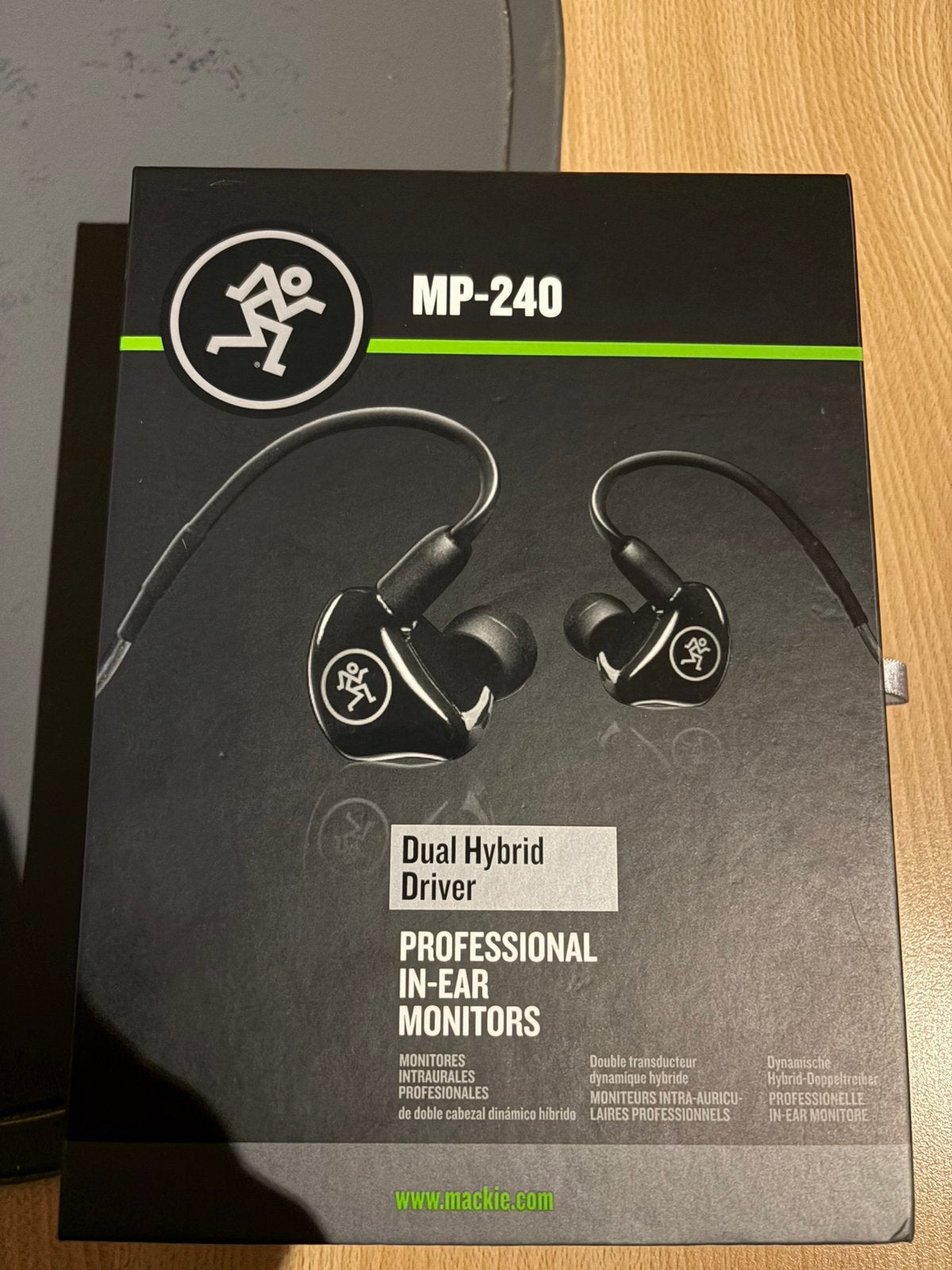 Moniteurs intra-auriculaires professionnels Mackie MP-240, Enlèvement, Comme neuf, Filaire, In-ear