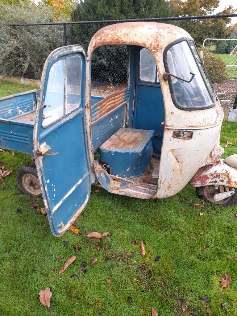 Vespa ape, Fietsen en Brommers, Ophalen