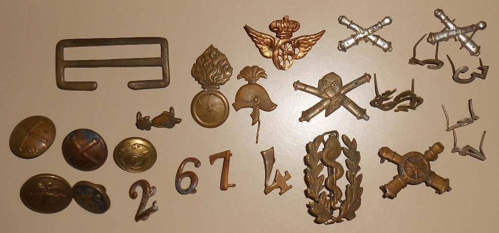 Lot ABBL Insigne Mai ’40 Belge WW2 ou WW1 Belgique, Collections, Enlèvement ou Envoi, Armée de terre, Emblème ou Badge