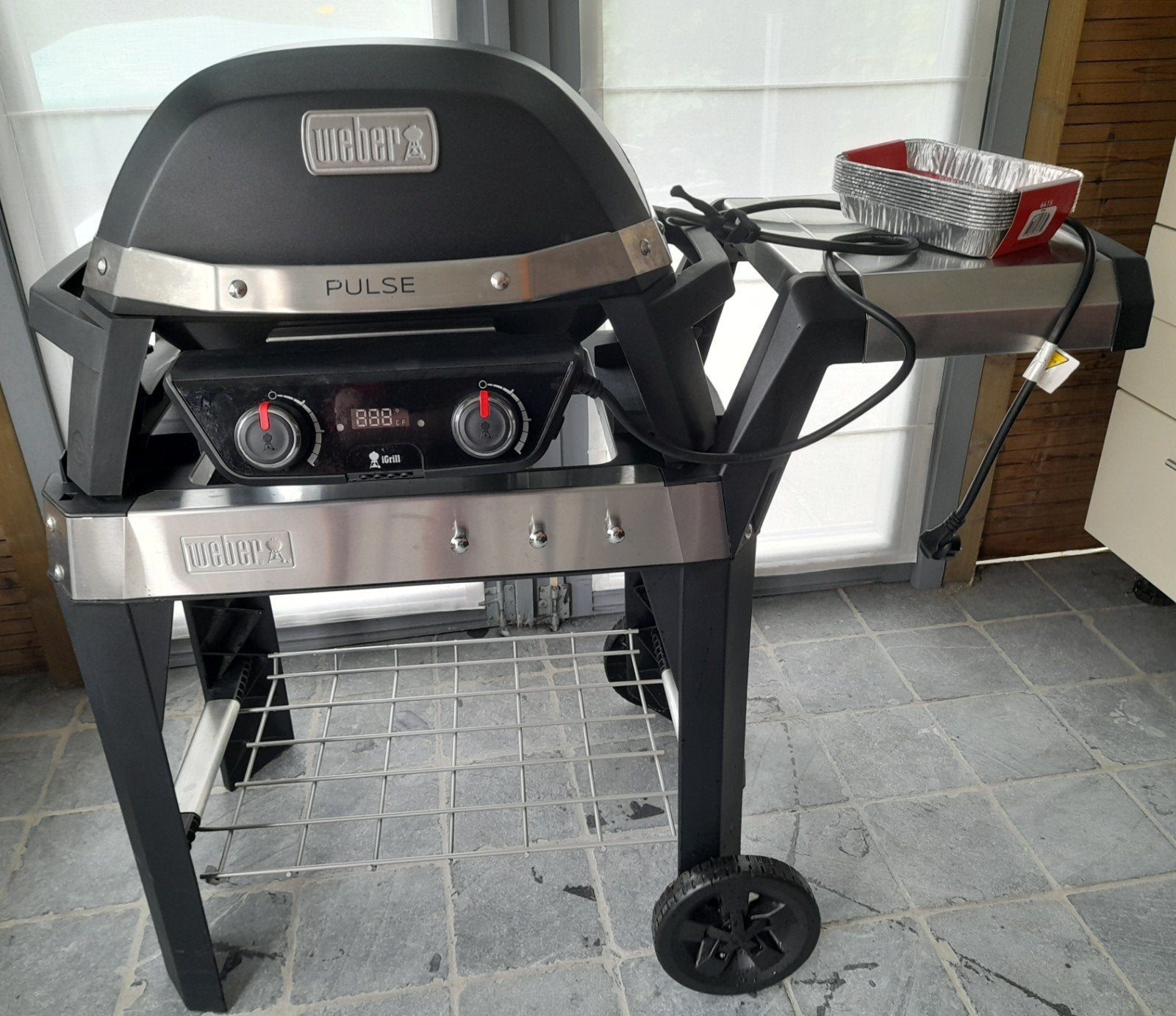 Weber Pulse 2000 elektrische bbq, Ophalen