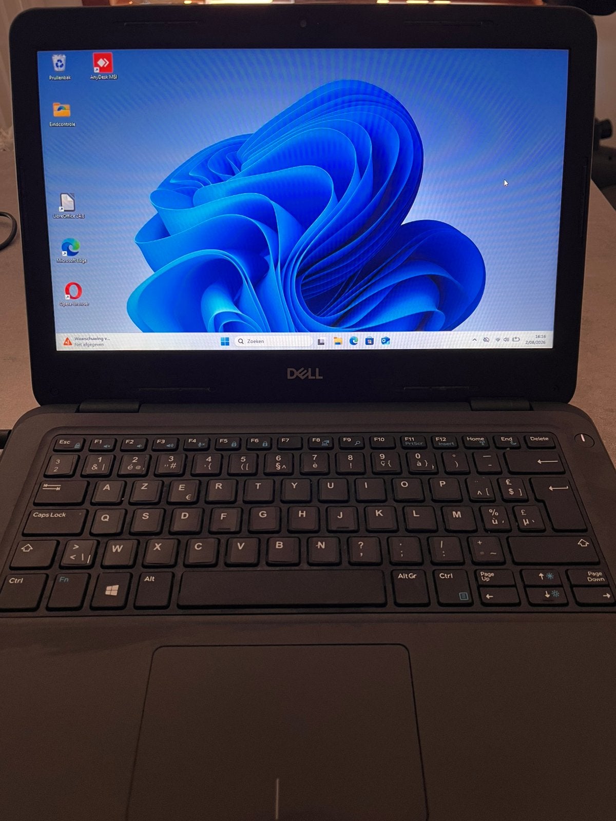 Laptop Dell Latitude 3300, Computers en Software, Windows Laptops, Ophalen, 2 tot 3 Ghz, 8 GB, 13 inch