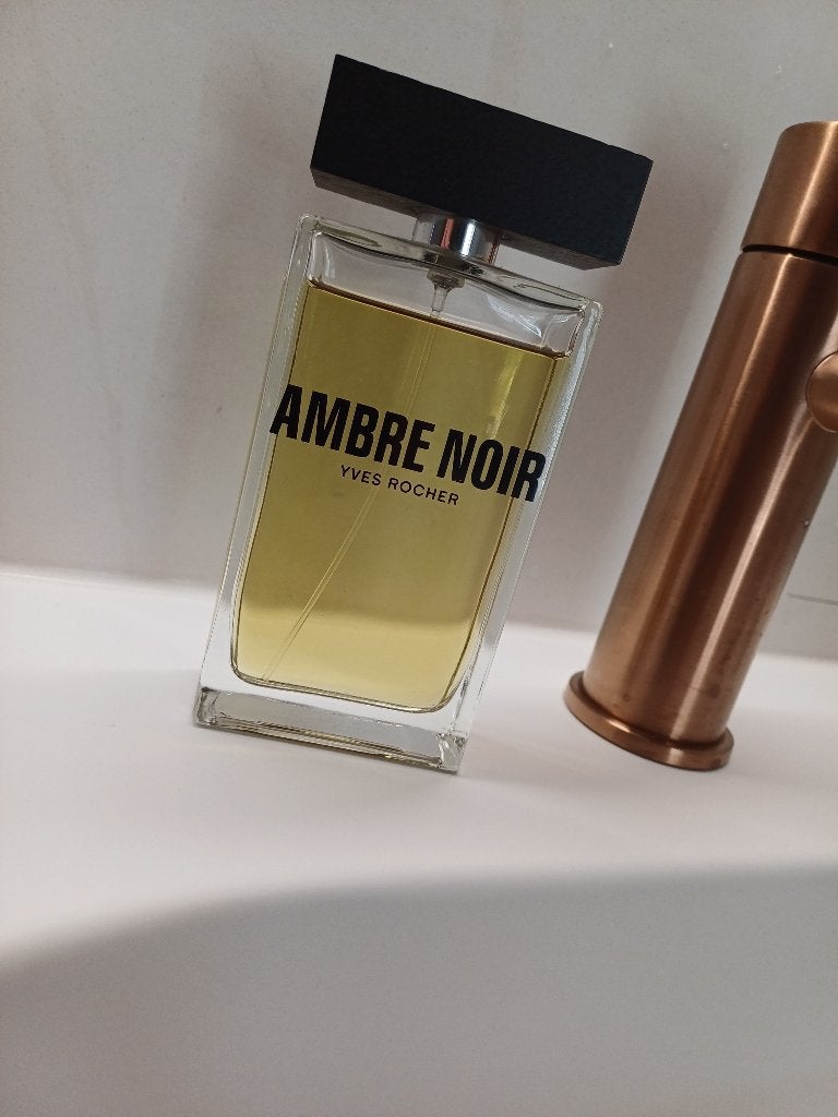 Parfum ambre noir yves rocher, Enlèvement