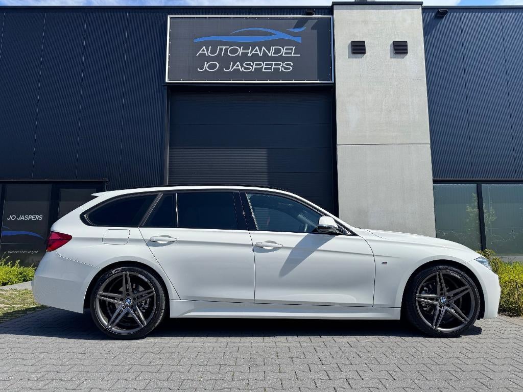 320i Touring / M Pakket / Automaat, Auto's, 1998 cc, 4 cilinders, Wit, Leder