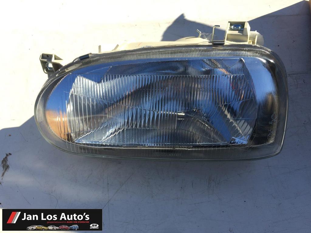 Koplamp links Volkswagen Golf III ('91-'97) 203472052 TYC, Auto-onderdelen, Verlichting, Volkswagen, Gebruikt, Ophalen of Verzenden