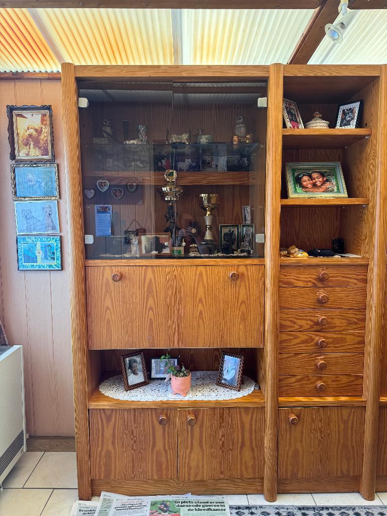wandkast, Huis en Inrichting, Ophalen, Gebruikt, Overige houtsoorten, Met deur(en)