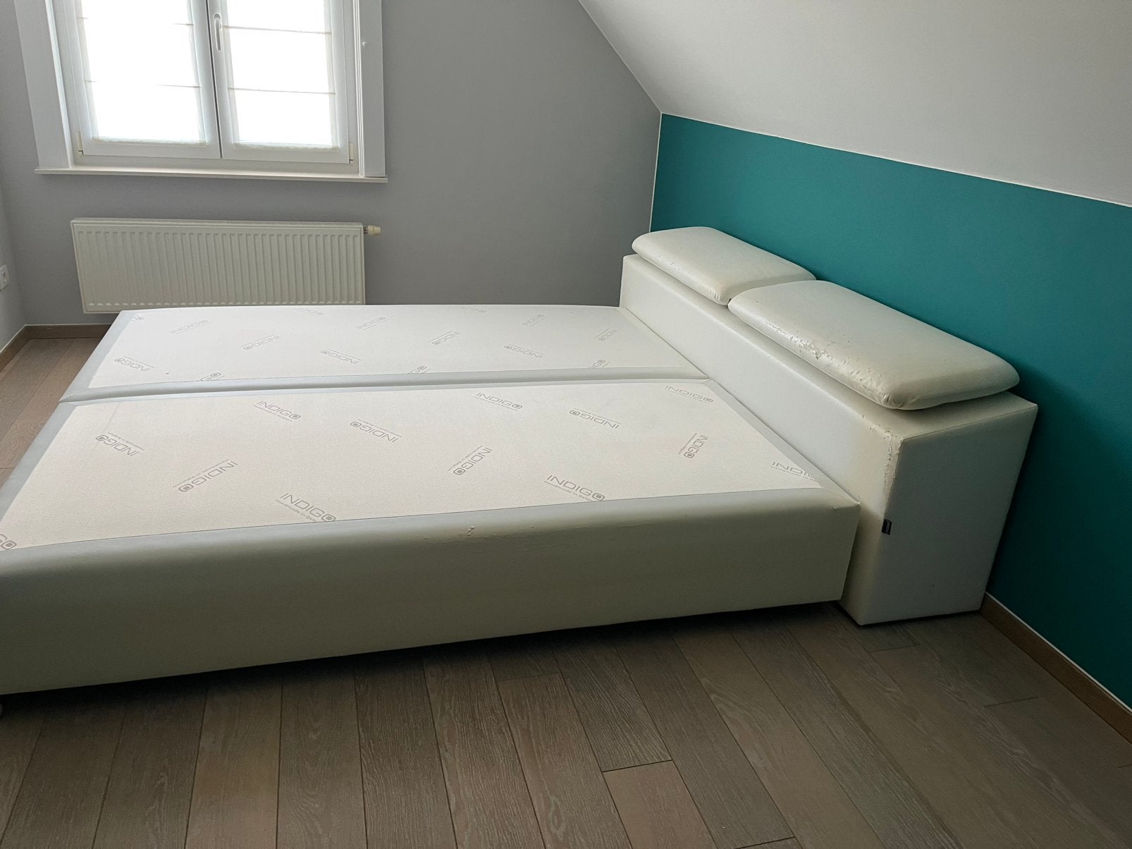 Boxspring indigo, Huis en Inrichting, Ophalen, Gebruikt, Tweepersoons, 180 cm